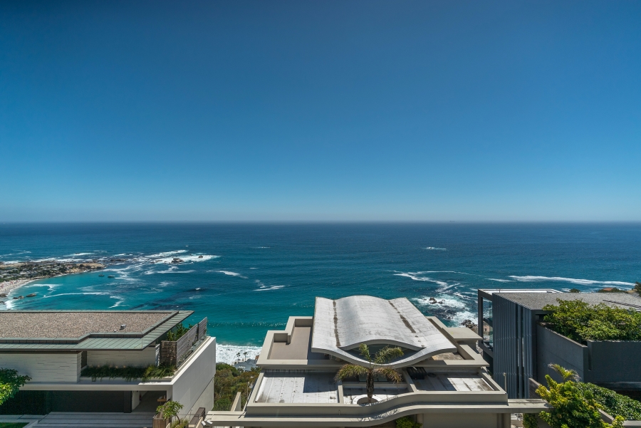 5 Bedroom Property for Sale in Clifton Western Cape